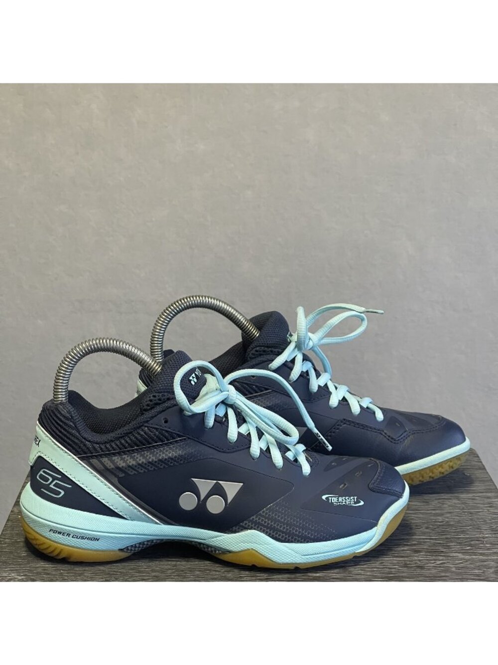 Yonex Power Cushion 65 Z3 Indoor Court Shoes Navy/Light Blue Womens US 7.5